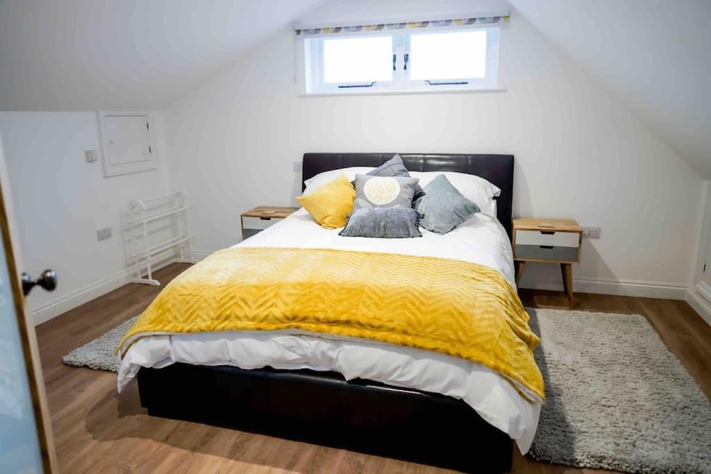 The Loft Apartment @ Lower Coombe Royal Kingsbridge  Exterior foto